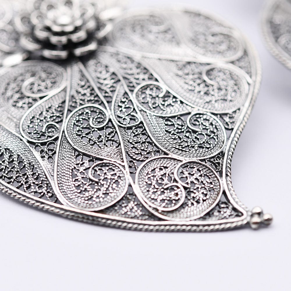 Coração de Viana I Silver Filigree Earrings 0.1 oz - 2.6"