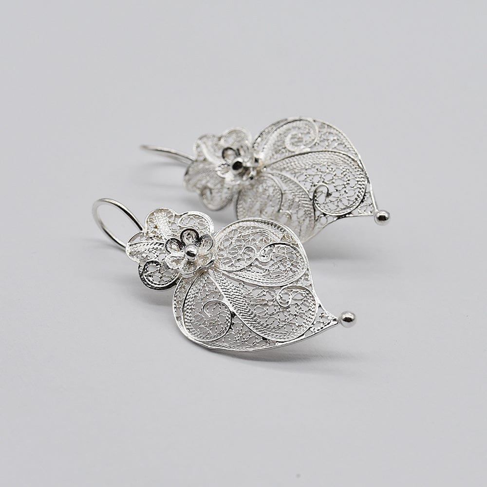 Coração de Viana I Silver Filigree Earrings 0.2 oz - 1,4"