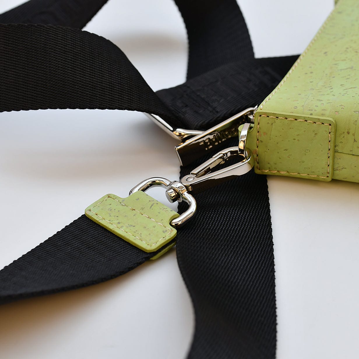 Cork Crossbody Pouch - Green