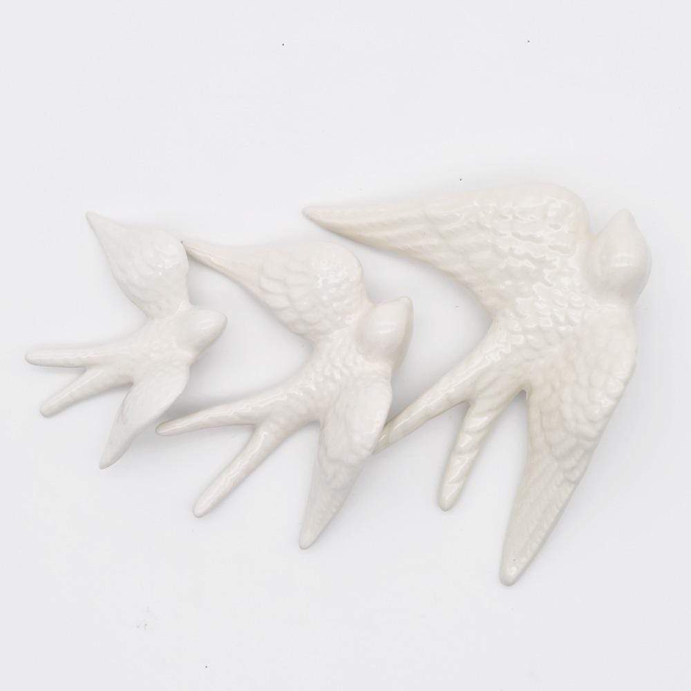 Traditional Ceramic Swallow - White
