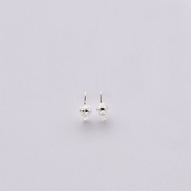 Conta de Viana I Silver Earrings 0.1 oz