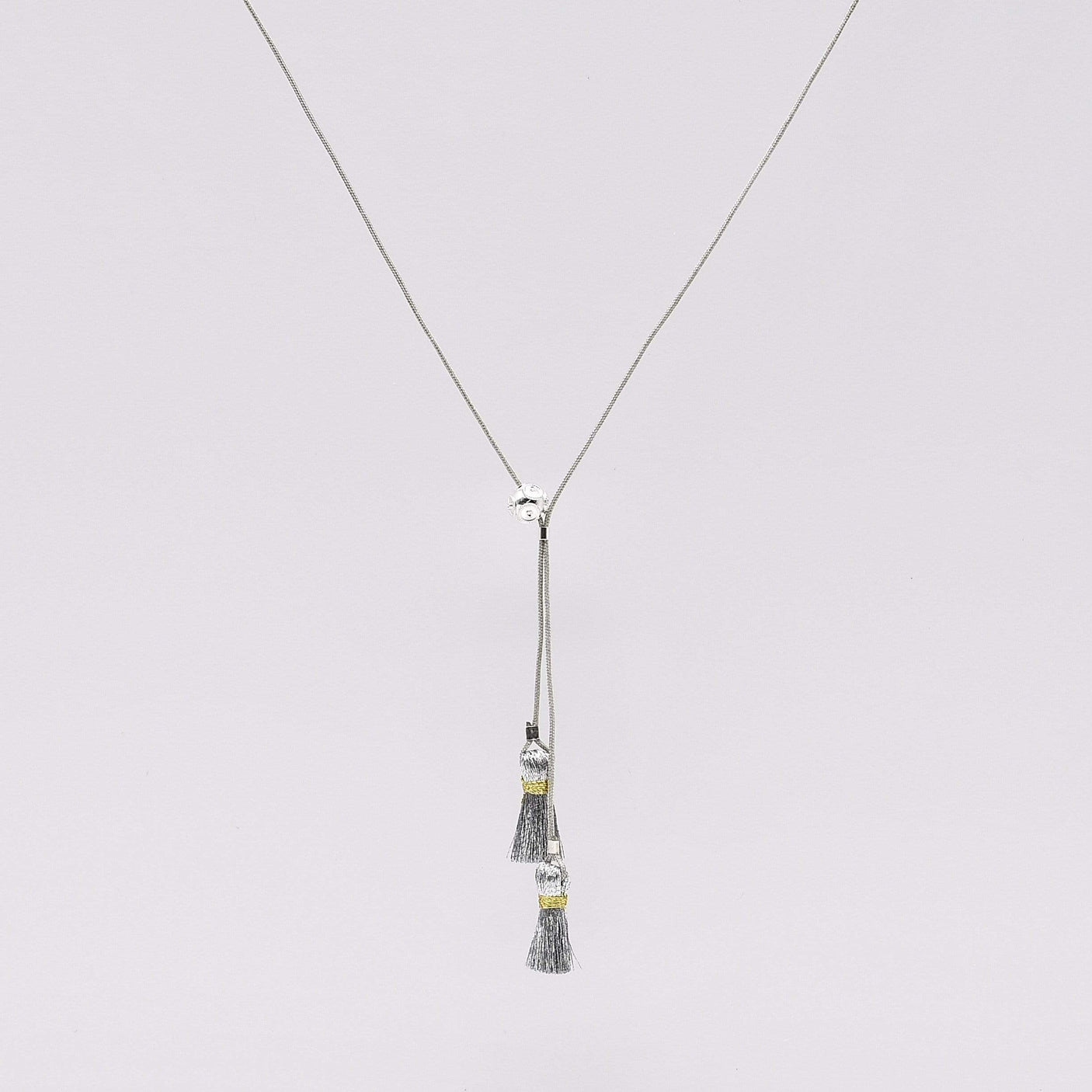 Conta de Viana I Silver Necklace 0.1 oz