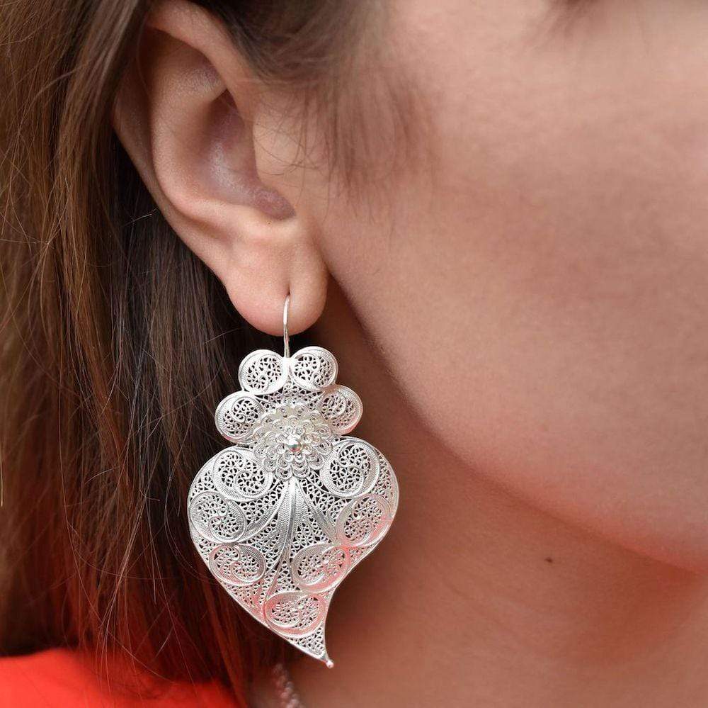 Coração de Viana I Silver Filigree Earrings 0.8 oz - 2.6'
