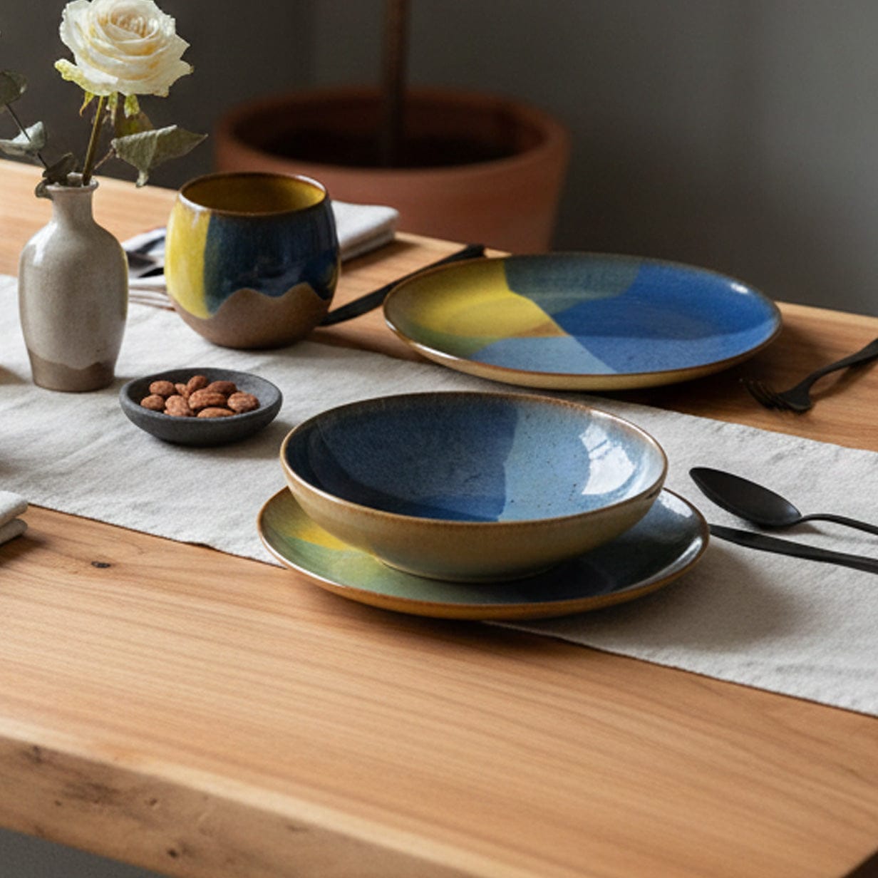 Corals I Stoneware Soup / Pasta Plate