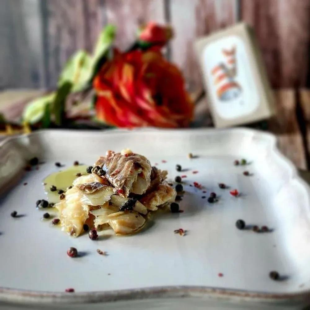 José Gourmet I Canned Codfish in olive oil with garlic