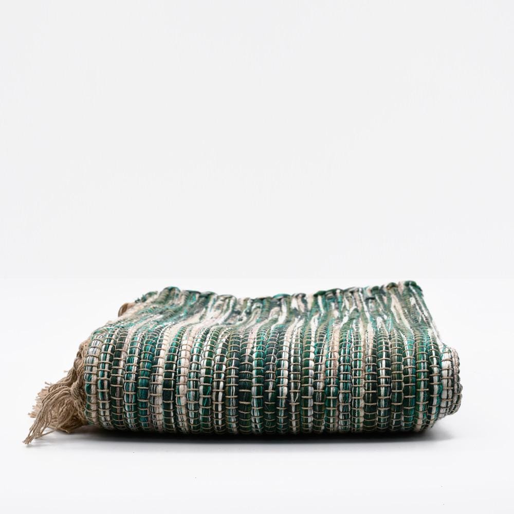 Rug woven from natural fibres - Green