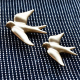 Smooth Ceramic Swallow - Gold 5.5"
